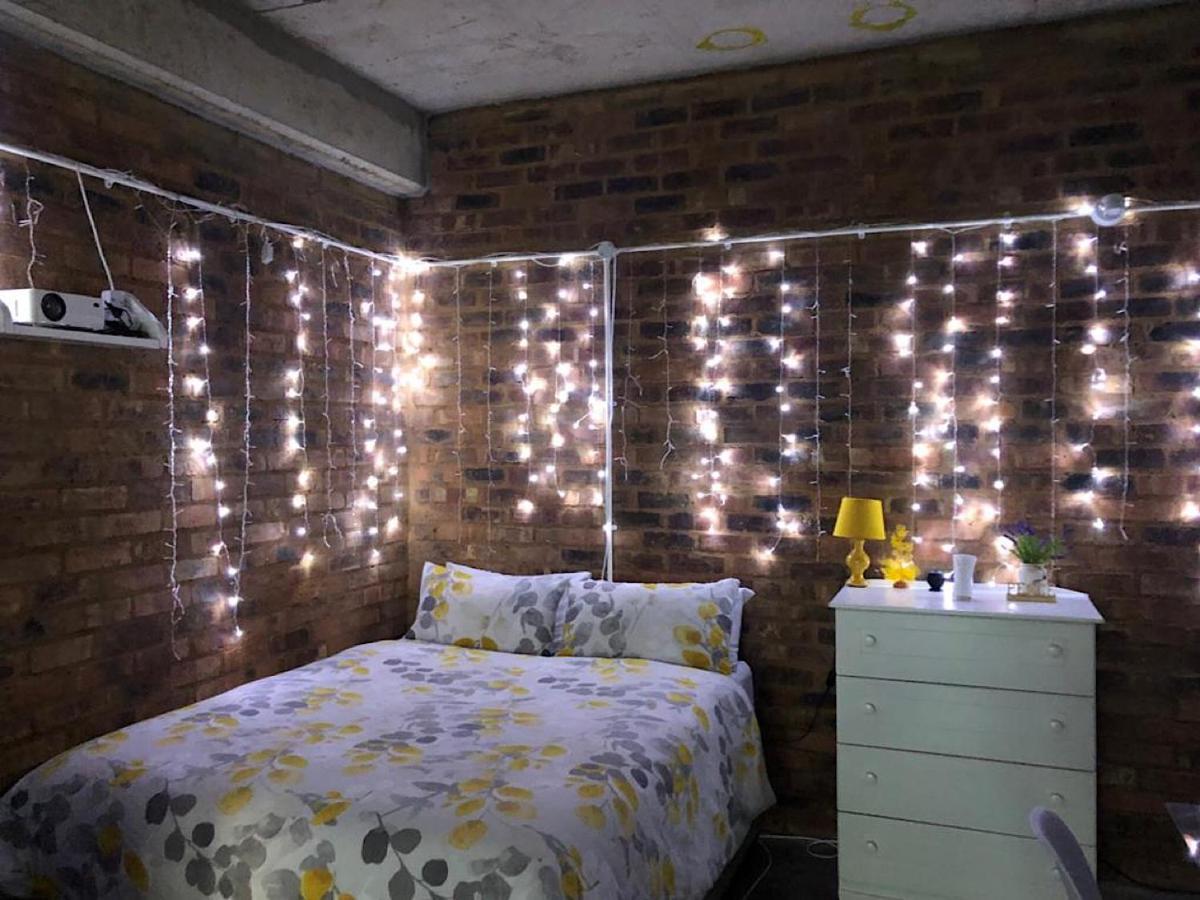 Cozy Apartment In The Center Of Maboneng With Free Wifi Johannesburg Exteriör bild